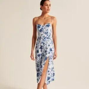 Abercrombie Camille Dress in Blue Floral- Small